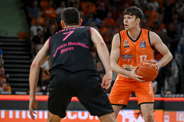 场比赛的始 场比赛的始