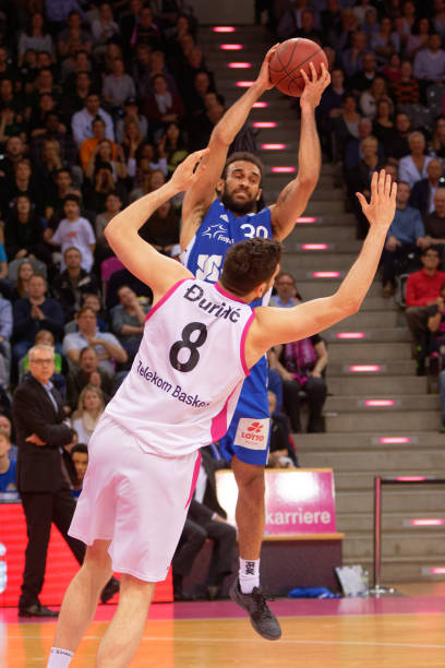 并继续强化 并继续强化