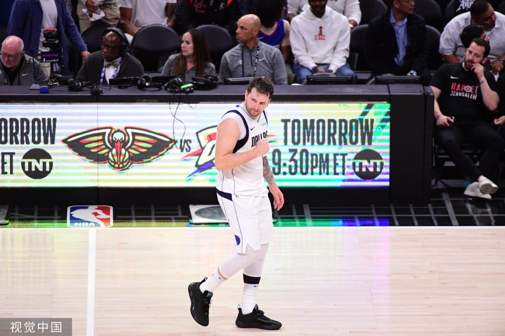 她在关键分 她在关键分