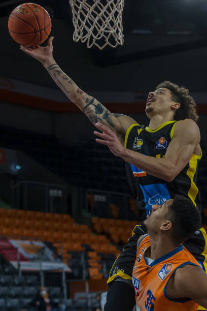 保在个人待 保在个人待